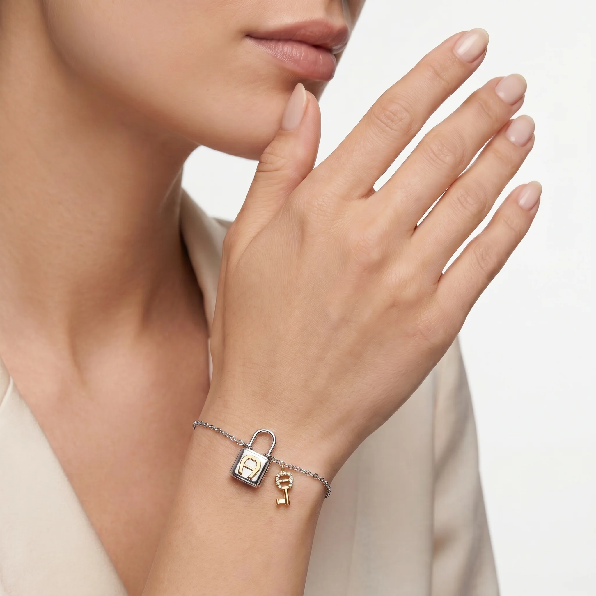 Women Bracelet - Image 3