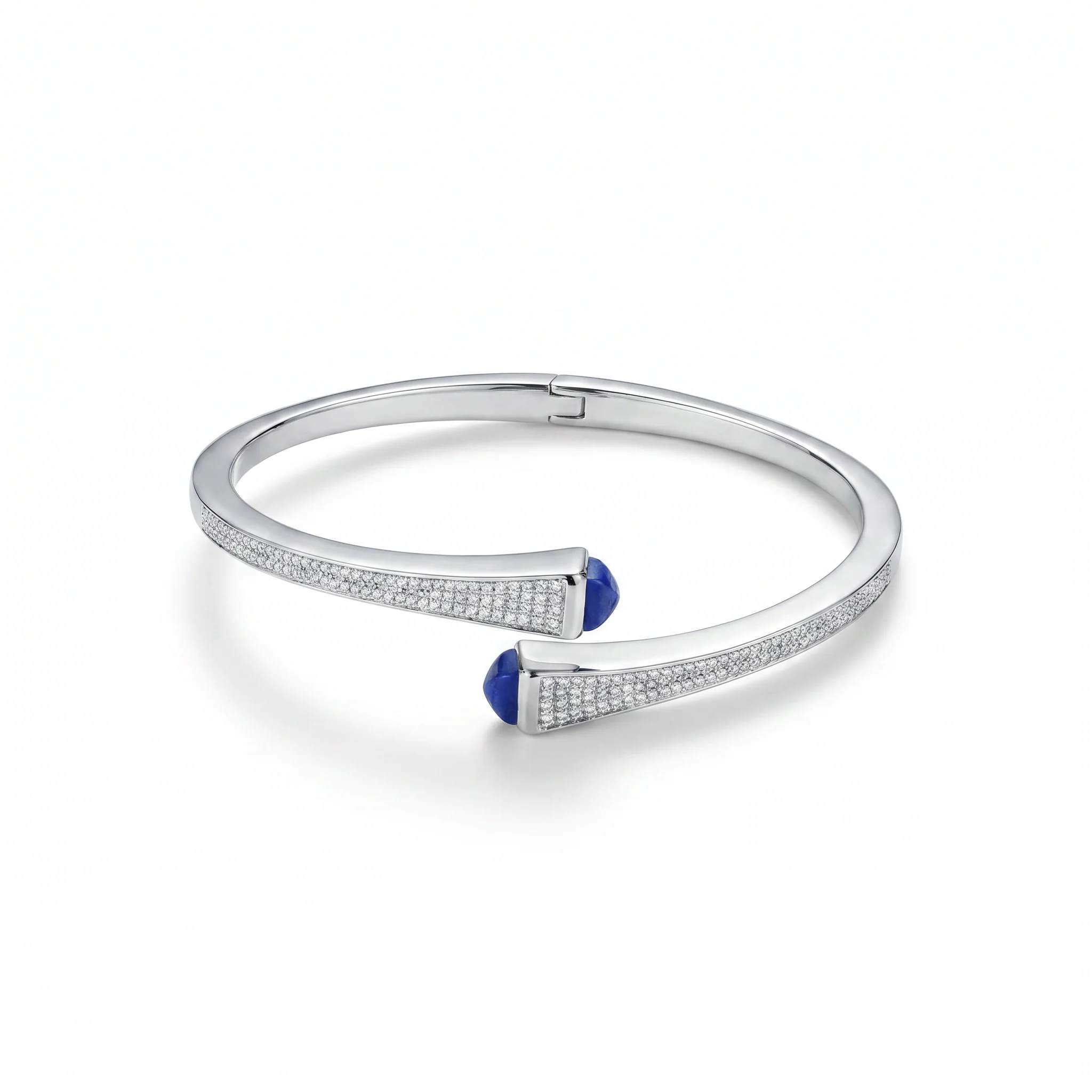 Women Zelune Silver Bangle
