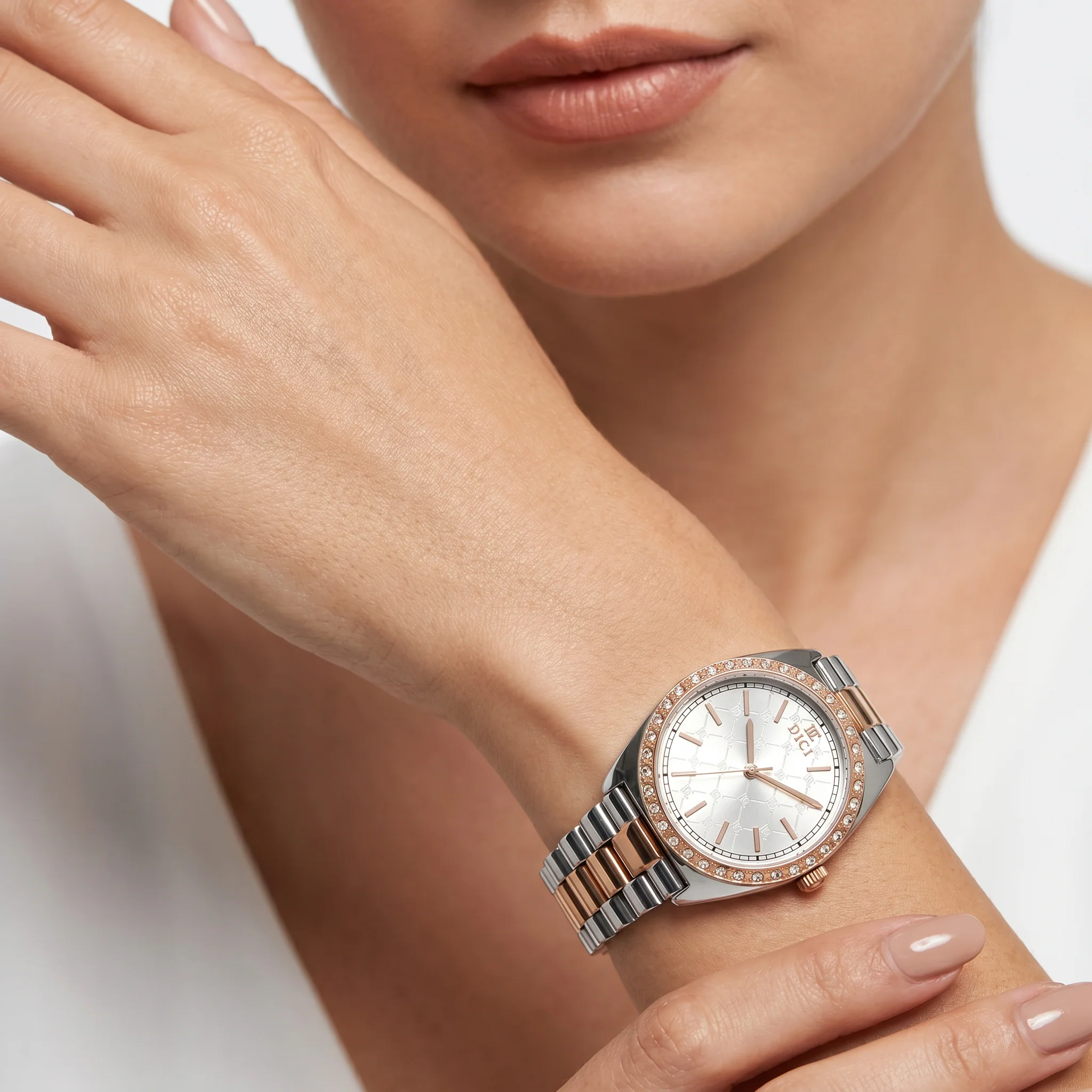Women Ludmilla Two Tone Watch - Image 2