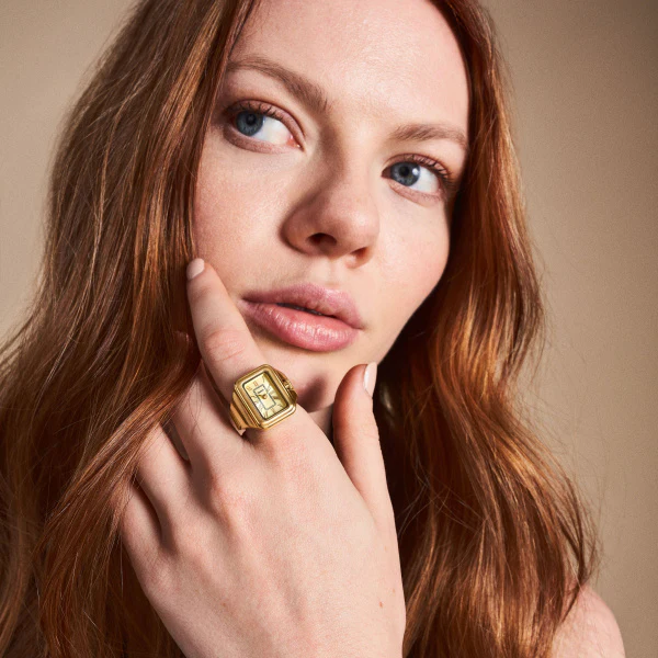 Women Gold Ring Watch - Image 2