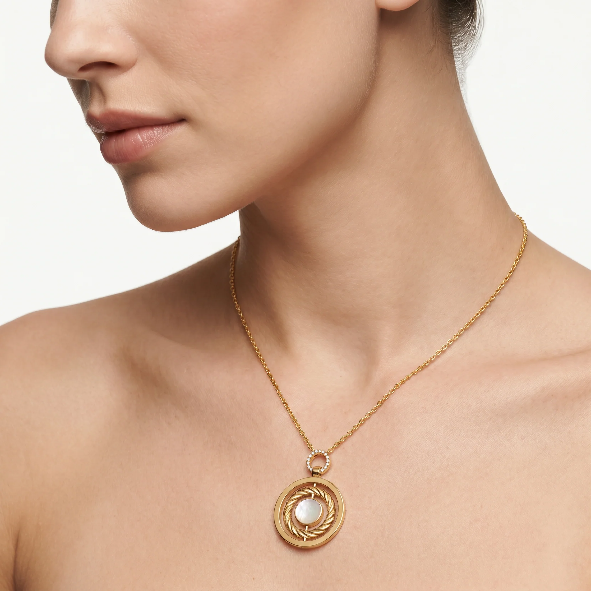 Women Ella Necklace
