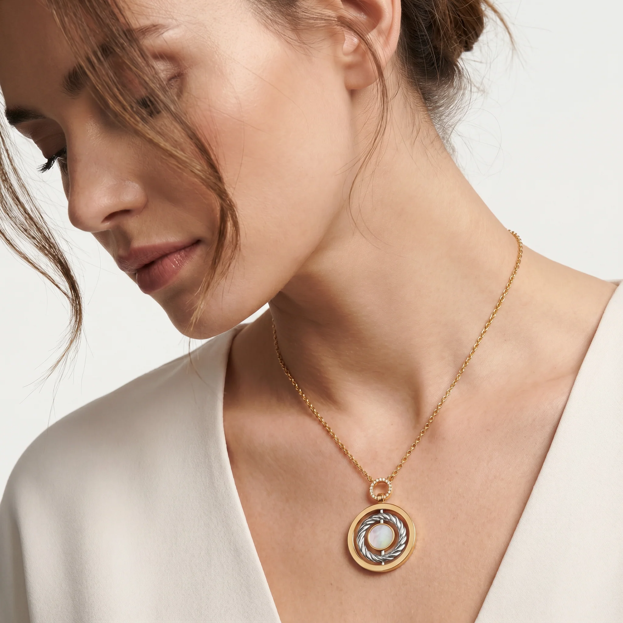Women Ella Necklace - Image 4