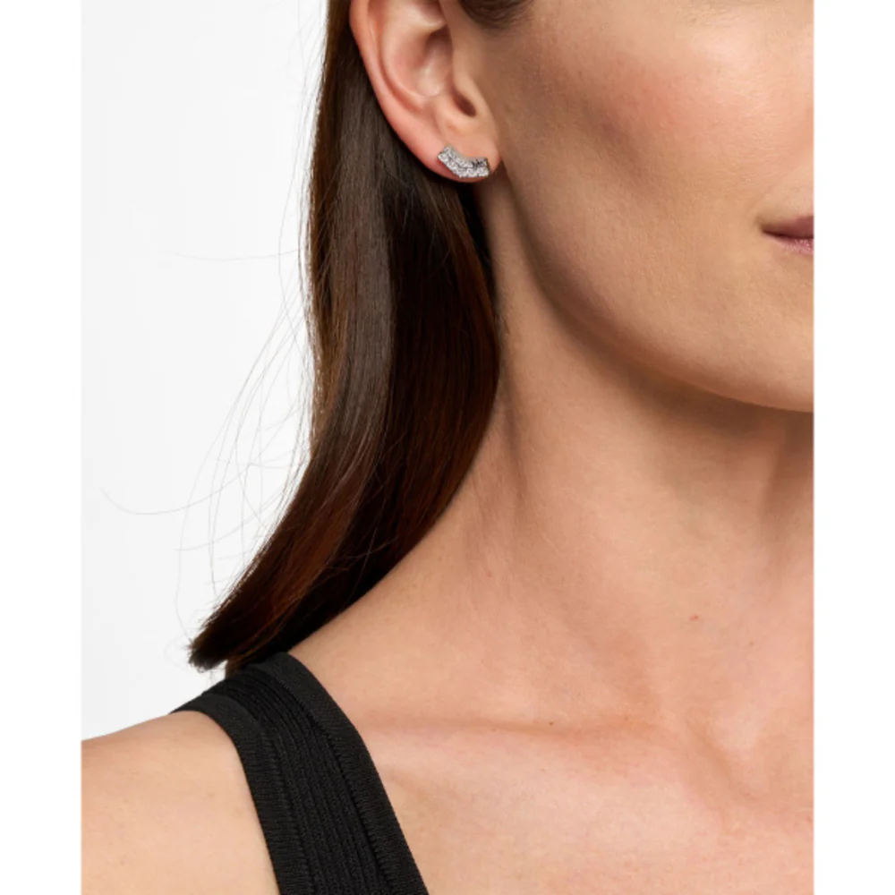 Women Premium Gold Earrings - Image 4