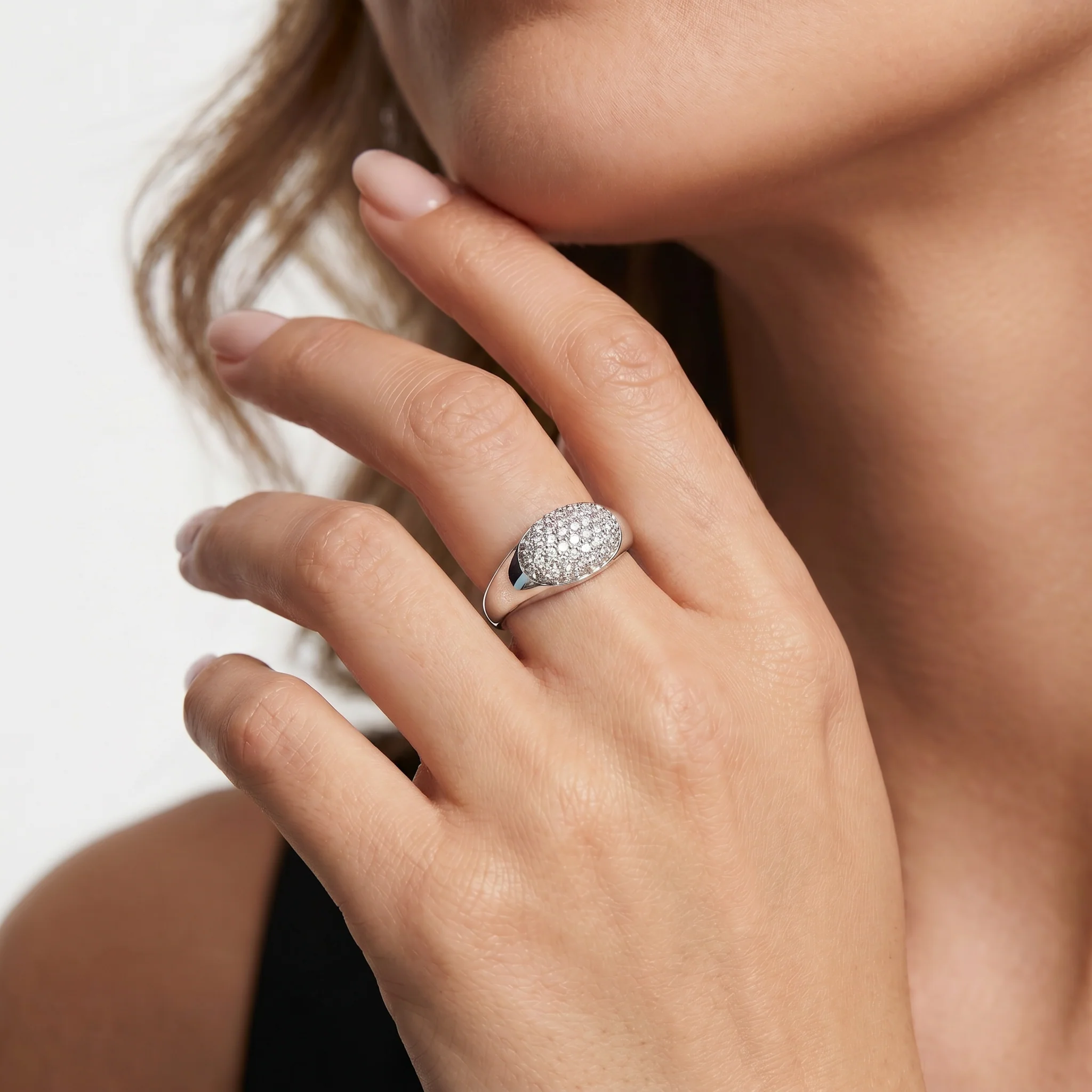 Women Pave Ring