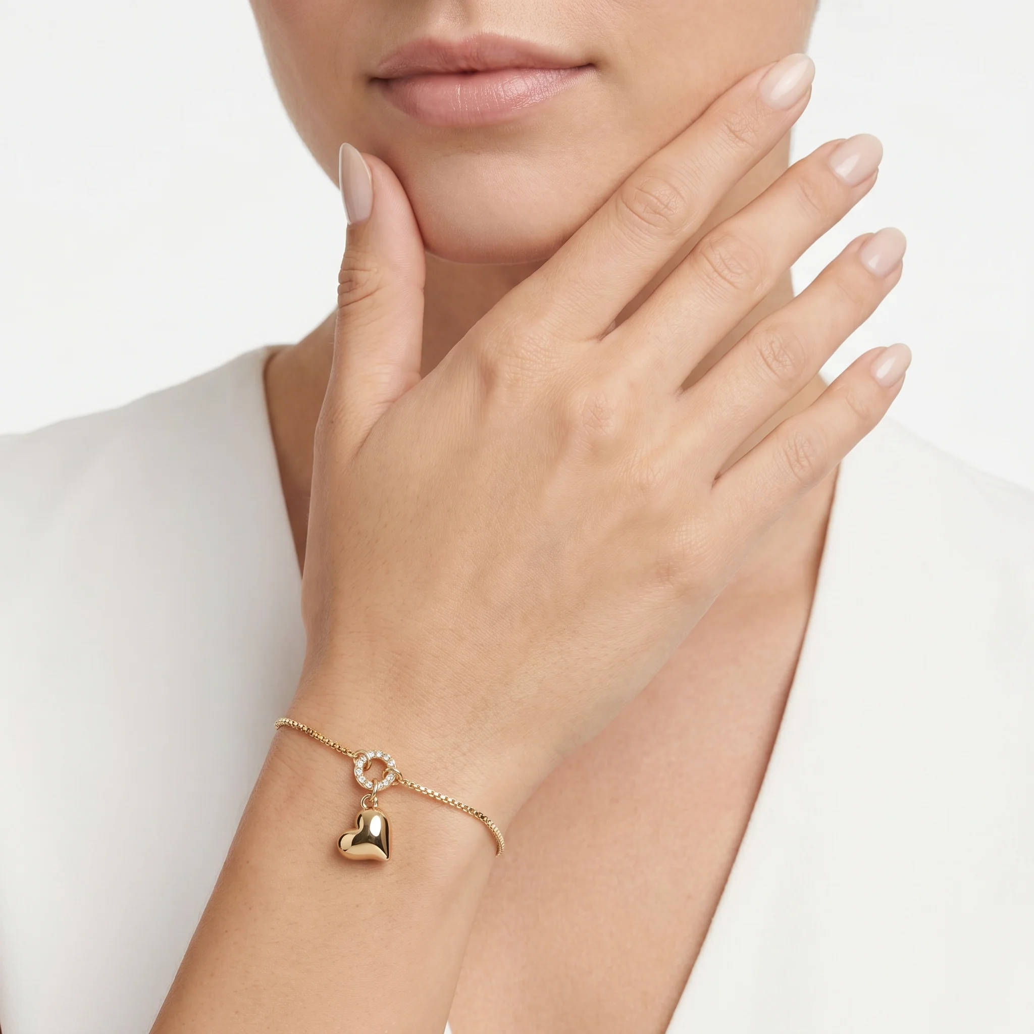 Women Cleo Gold Bracelet