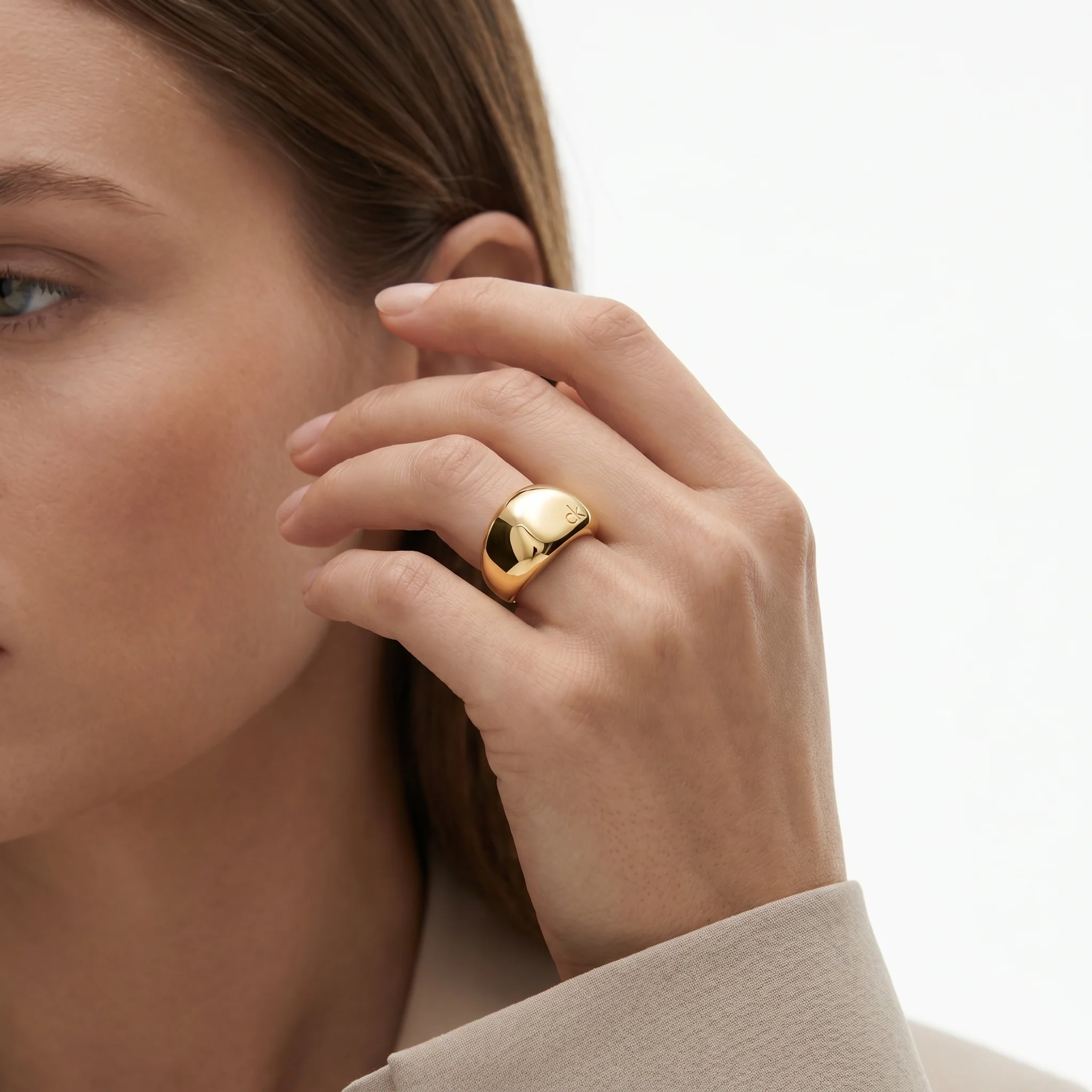Women Sculpted Ring