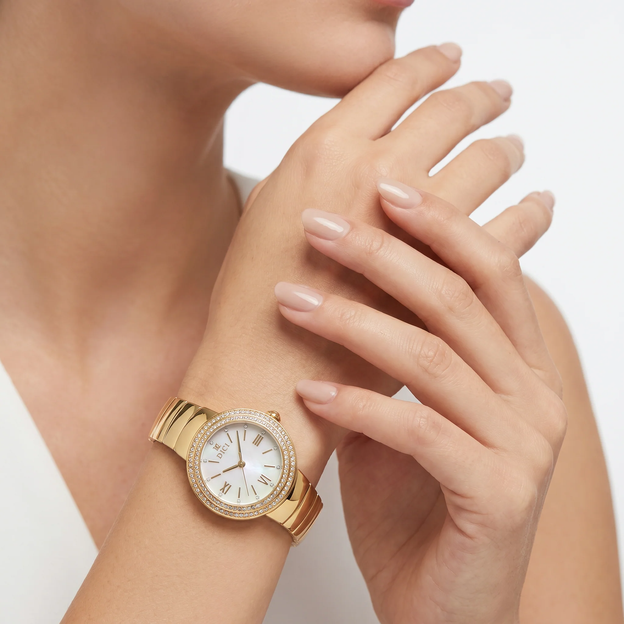 Women Tullia Golden Watch - Image 2